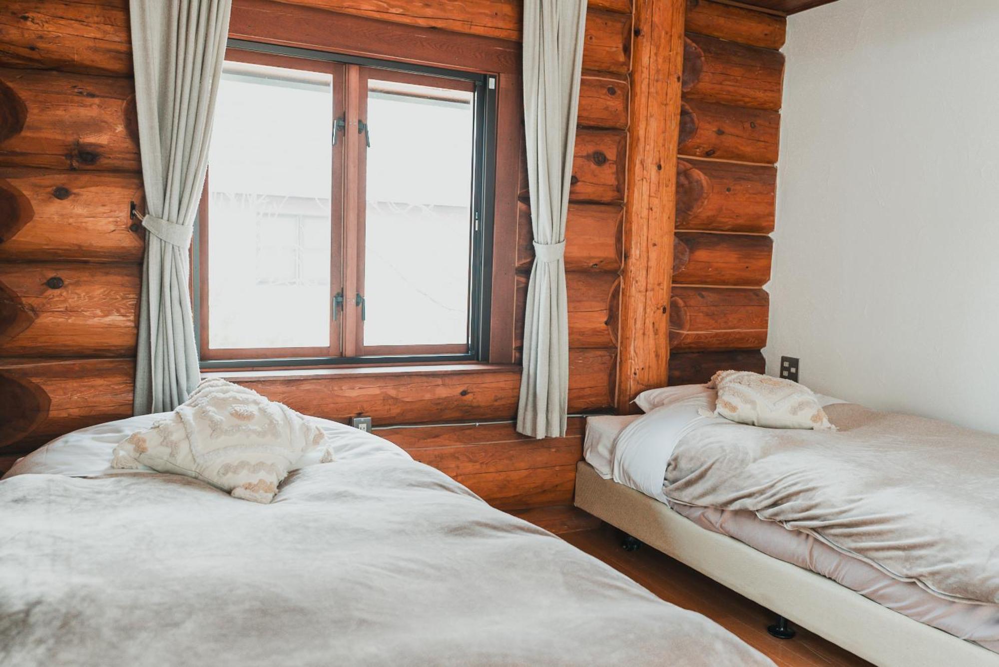 Hakuba Pension & Log Hotel Meteor Extérieur photo