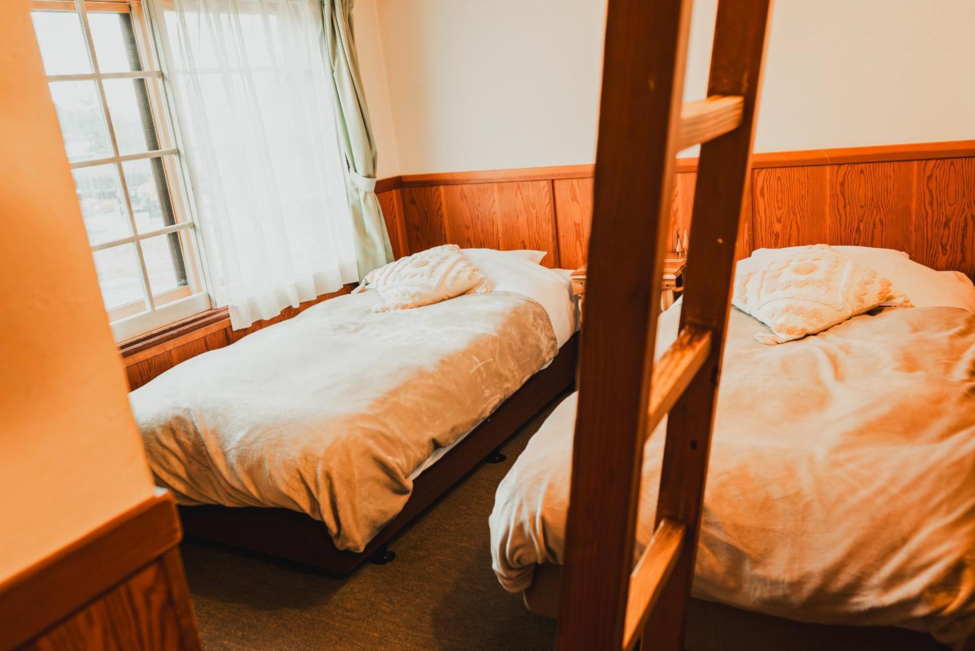 Hakuba Pension & Log Hotel Meteor Extérieur photo